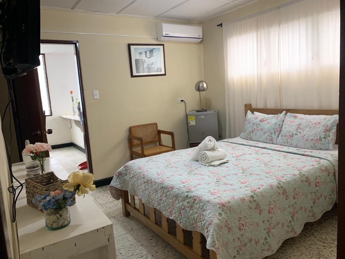 Hotel Casa Telma Санта Марта Екстериор снимка